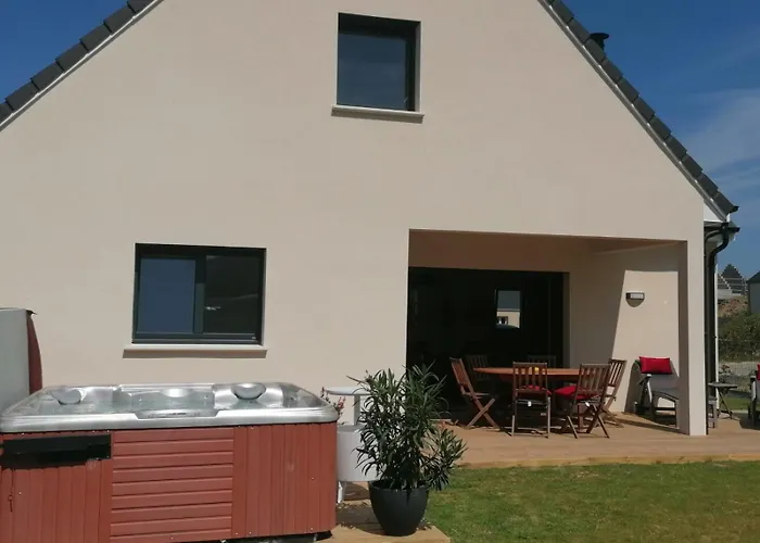 La Régate du Plaisir- Jacuzzi privé, Plage à 900m
